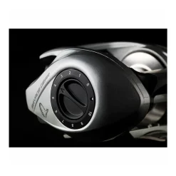 Savage Gear SG10 300 BC LH 5.6:1 Baitcastrolle